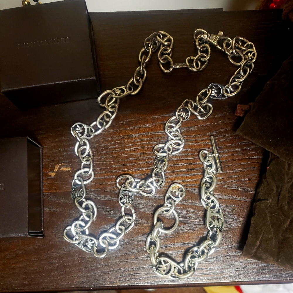 MK NECKLACE AND TOGGLE BRACELET SET...AUTHENTIC